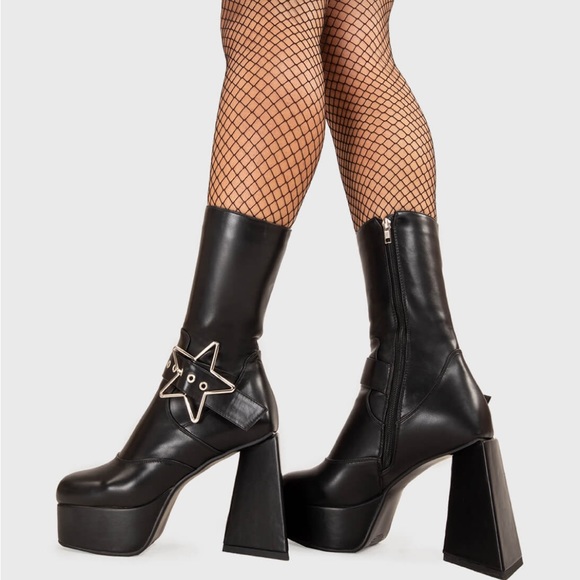 LAMODA Hound Dog Ankle Boots - Picture 3 of 4